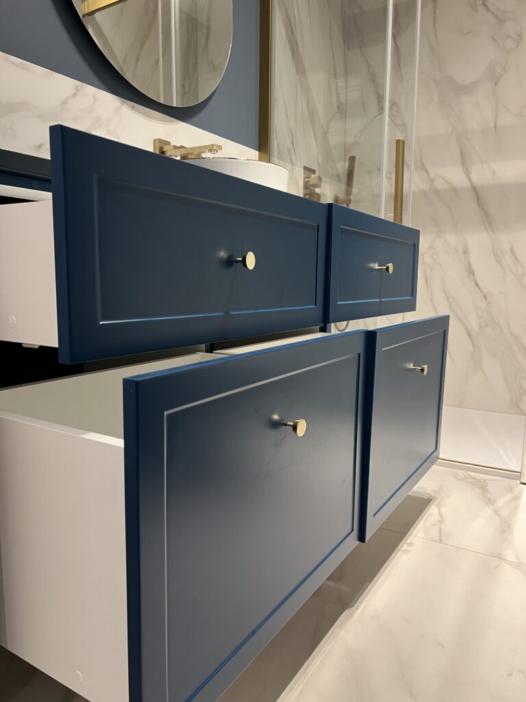 fronty łazienka na wymiar